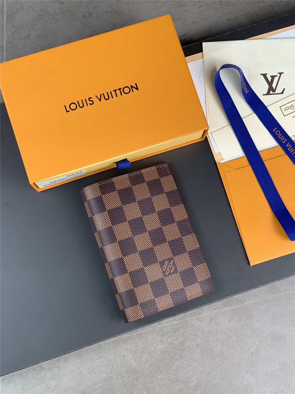 Louis Vuitton wallet N64501 ENVELOPPE CARTE DE VISITE 2025 new 